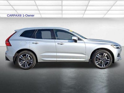 2021 Volvo XC60 T5 AWD Momentum