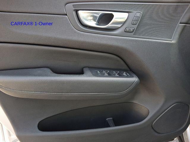 2021 Volvo XC60 T5 AWD Momentum