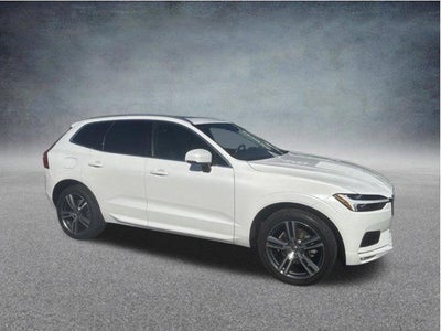 2021 Volvo XC60 T5 AWD Momentum
