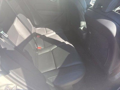 2021 Volvo XC60 T5 AWD Momentum