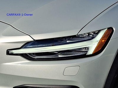 2022 Volvo V60 Cross Country T5 AWD