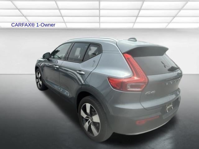 2019 Volvo XC40 T5 AWD Momentum