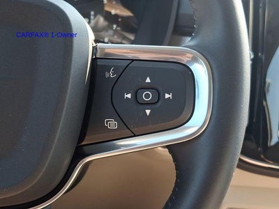 2019 Volvo XC40 T5 AWD Momentum