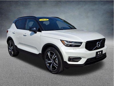 2021 Volvo XC40 T5 AWD R-Design