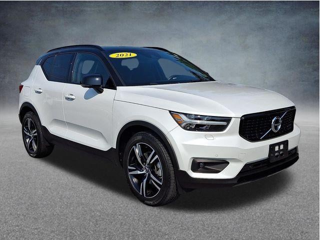 2021 Volvo XC40 T5 AWD R-Design