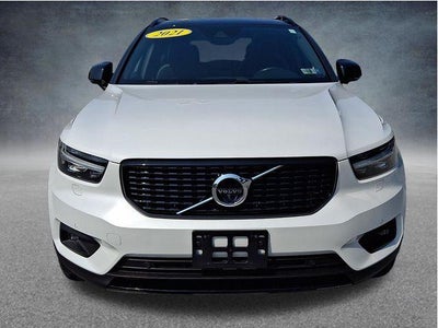 2021 Volvo XC40 T5 AWD R-Design