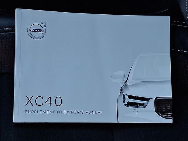 2021 Volvo XC40 T5 AWD R-Design