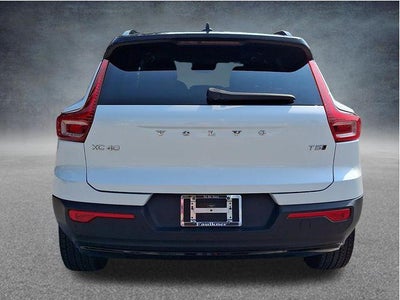 2021 Volvo XC40 T5 AWD R-Design