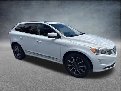 2016 Volvo XC60 AWD 4dr T5 Premier