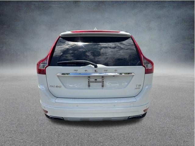 2016 Volvo XC60 AWD 4dr T5 Premier