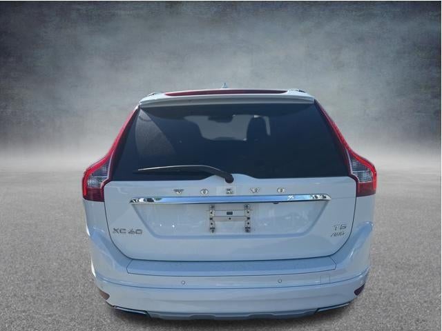 2016 Volvo XC60 AWD 4dr T5 Premier