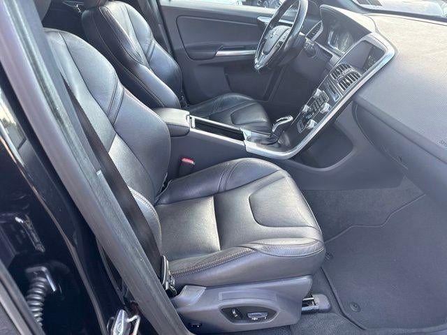 2016 Volvo XC60 AWD 4dr T5 Premier