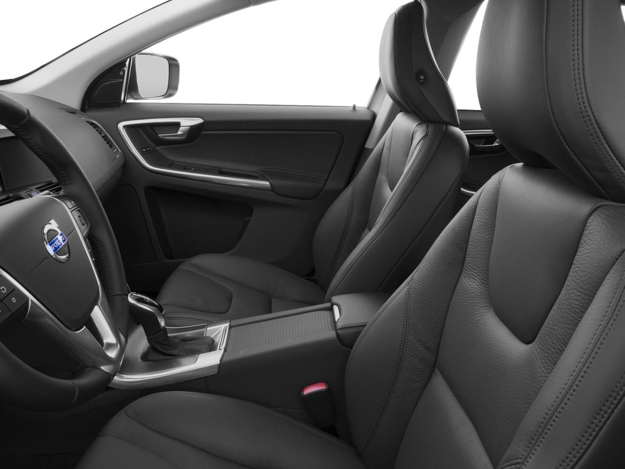 2016 Volvo XC60 AWD 4dr T5 Premier