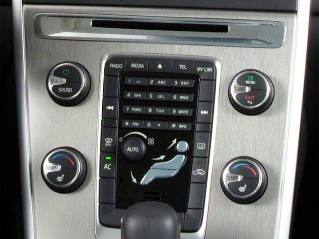 2010 Volvo XC60 AWD 4dr 3.0T w/Moonroof