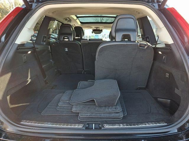 2018 Volvo XC90 T6 AWD 7-Passenger Momentum