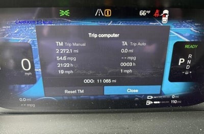 2025 Volvo XC90 Plug-In Hybrid T8 AWD Plus 6-Seater