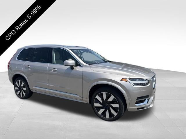 2025 Volvo XC90 Plug-In Hybrid T8 AWD Ultra 6-Seater