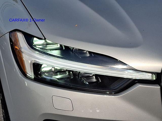 2023 Volvo XC60 B5 AWD Ultimate Bright Theme