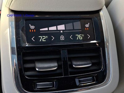 2023 Volvo XC60 B5 AWD Ultimate Bright Theme