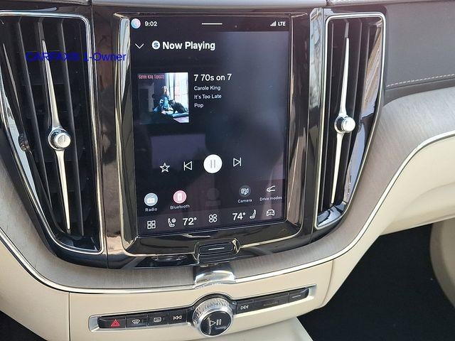 2023 Volvo XC60 B5 AWD Ultimate Bright Theme