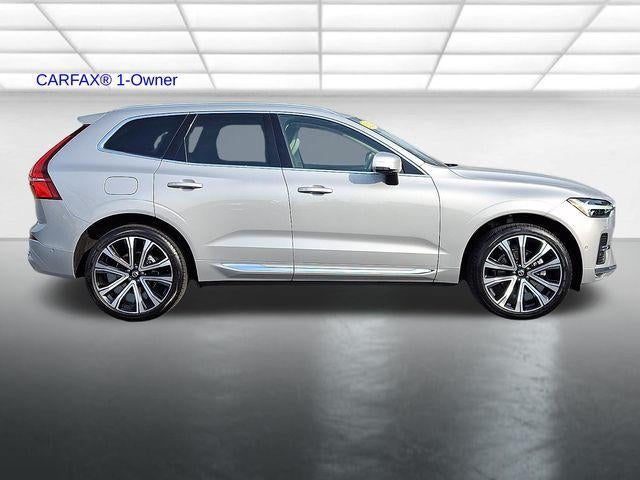 2023 Volvo XC60 B5 AWD Ultimate Bright Theme