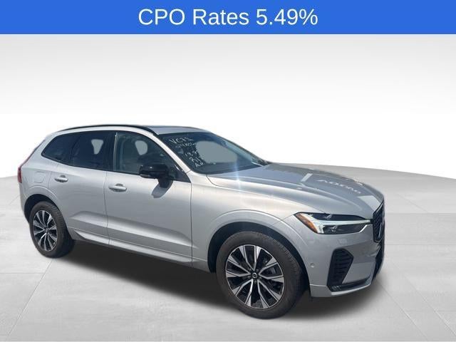 2024 Volvo XC60 B5 AWD Plus Dark Theme