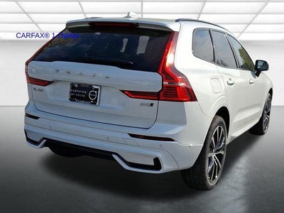 2024 Volvo XC60 B5 AWD Plus Dark Theme