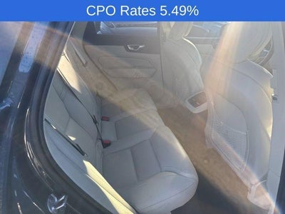 2024 Volvo XC60 B5 AWD Ultimate Dark Theme