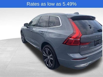 2023 Volvo XC60 B5 AWD Plus Bright Theme