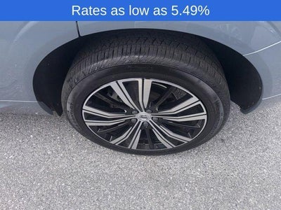 2023 Volvo XC60 B5 AWD Plus Bright Theme