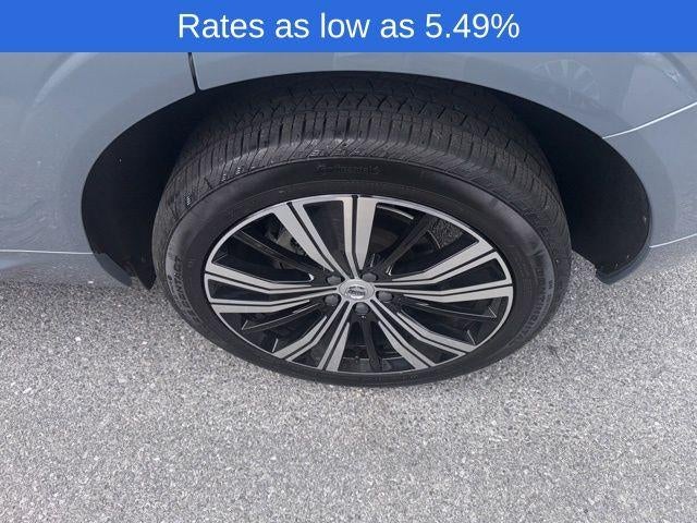 2023 Volvo XC60 B5 AWD Plus Bright Theme