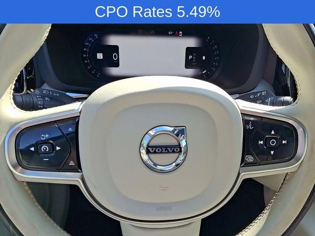 2023 Volvo XC60 B5 AWD Plus Dark Theme