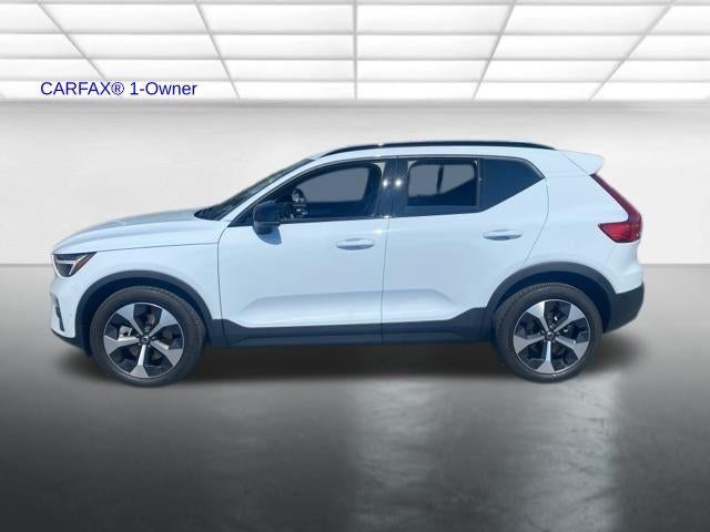 2026 Volvo XC40 B5 AWD Plus
