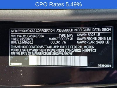 2025 Volvo XC40 B5 AWD Plus Dark Theme