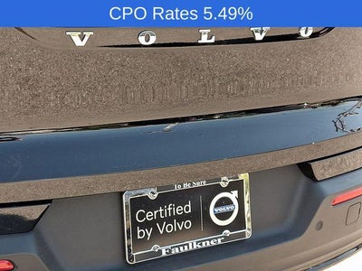 2025 Volvo XC40 B5 AWD Plus Dark Theme