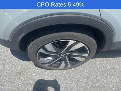 2024 Volvo XC40 B5 AWD Plus Dark Theme