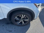 2023 Volvo XC40 B5 AWD Plus Dark Theme
