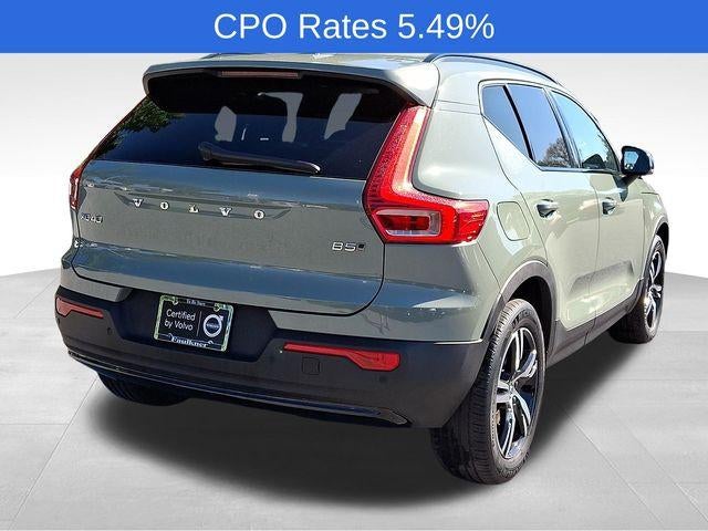2023 Volvo XC40 B5 AWD Plus Dark Theme