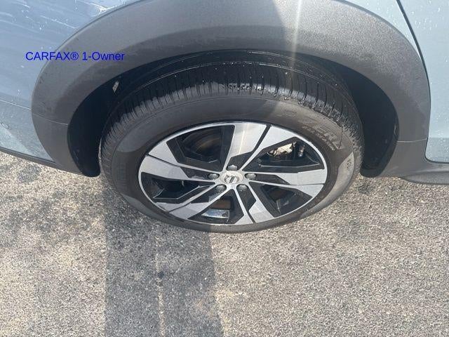 2024 Volvo V60 Cross Country B5 AWD Plus