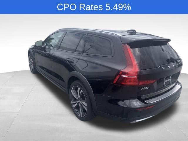 2024 Volvo V60 Cross Country B5 AWD Plus