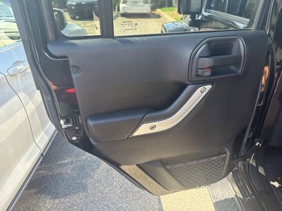 2015 Jeep Wrangler Unlimited 4WD 4dr Sahara