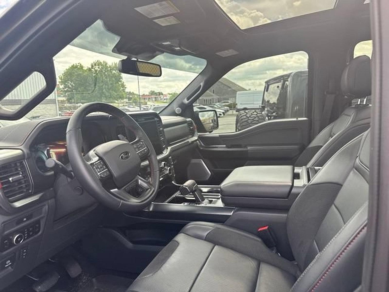 2025 Ford F-150 Raptor 4WD SuperCrew 5.5' Box