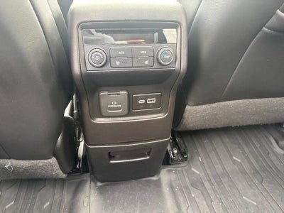 2022 GMC Acadia AWD AT4