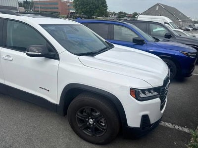 2022 GMC Acadia AWD AT4