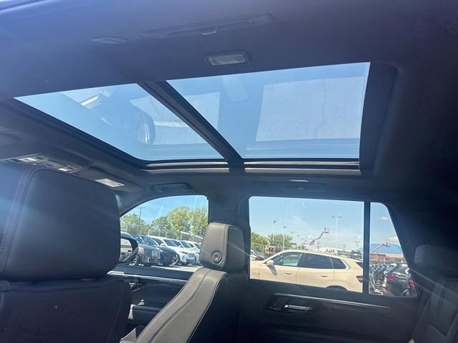 2025 Chevrolet Tahoe 4WD RST