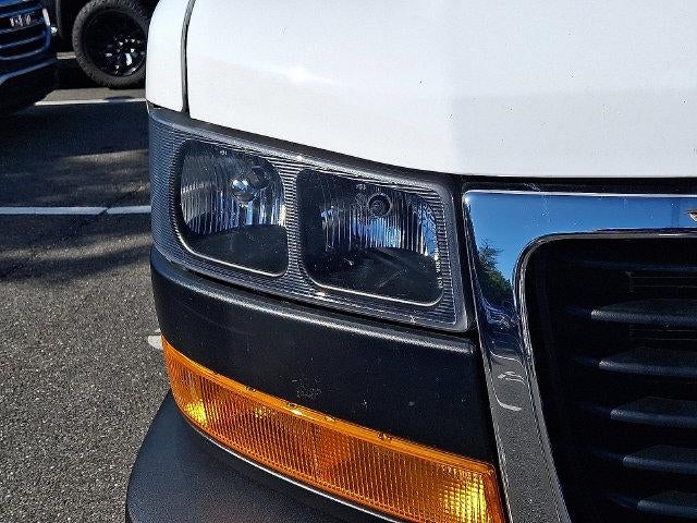 2025 GMC Savana Cargo Van 2500 Regular Wheelbase Rear-Wheel Drive