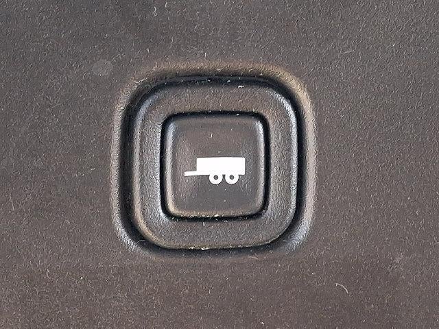 2025 GMC Savana Cargo Van 2500 Regular Wheelbase Rear-Wheel Drive