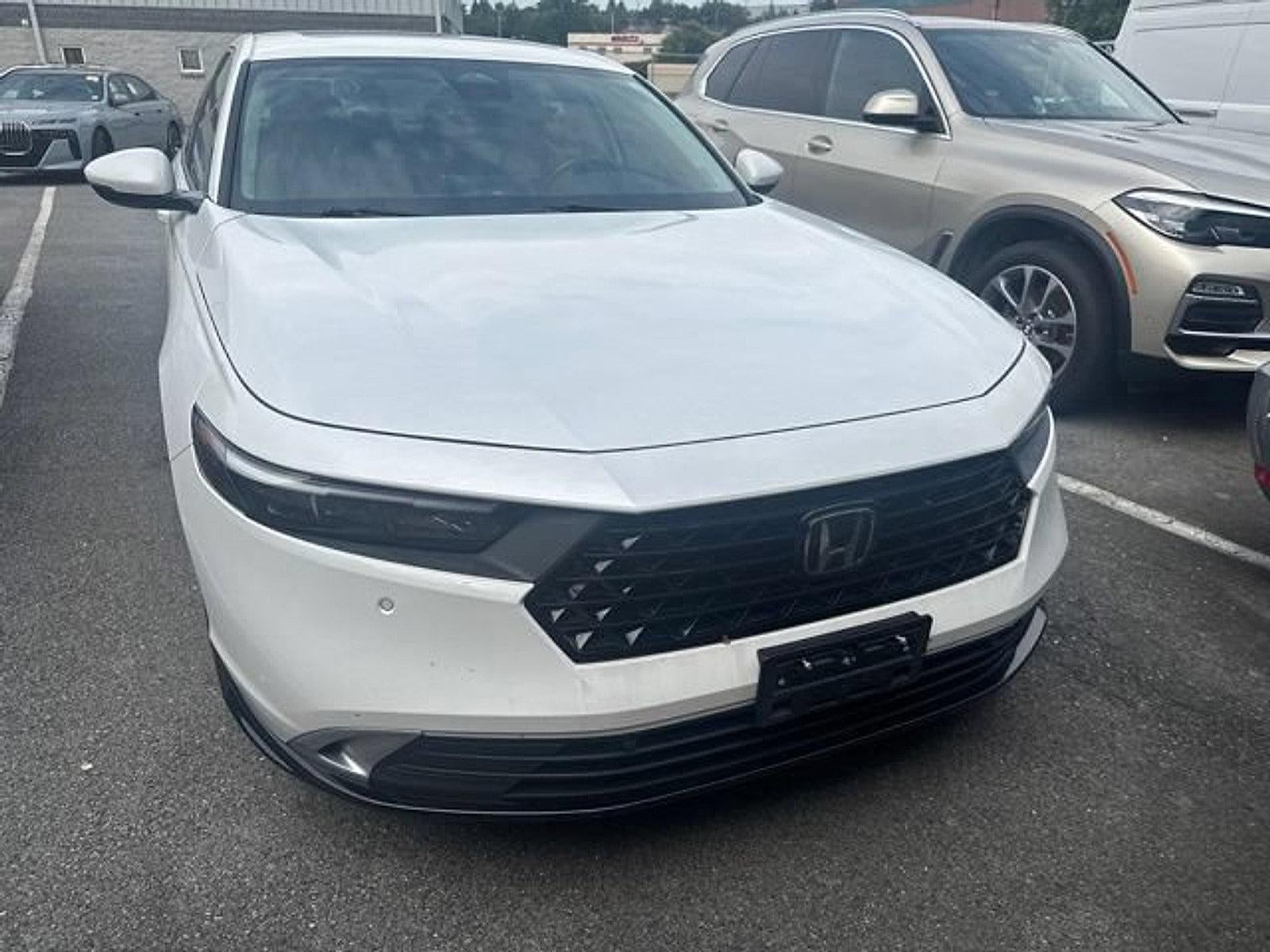 2023 Honda Accord Hybrid Touring Sedan w/o BSI
