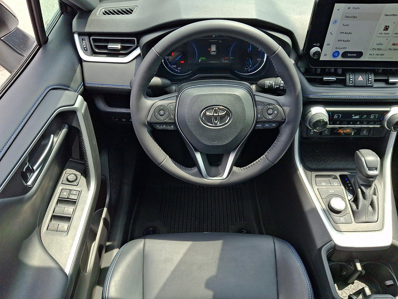 2023 Toyota RAV4 Hybrid XSE AWD (Natl)