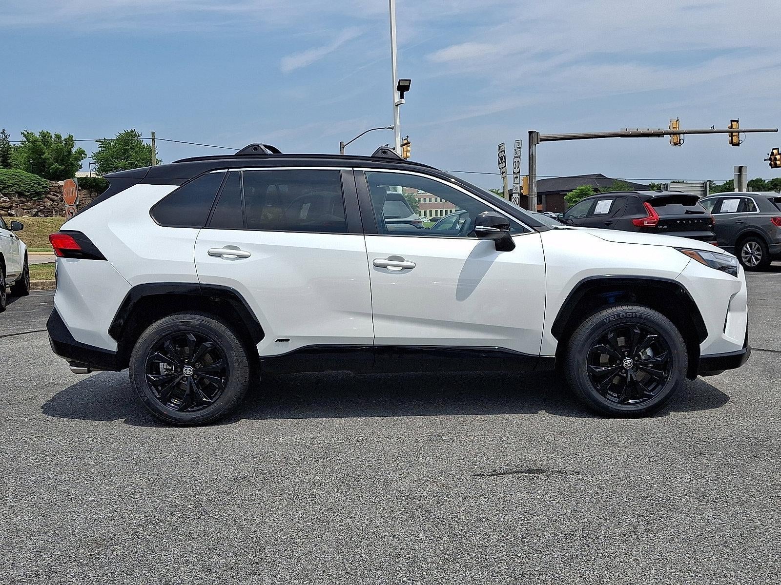 2023 Toyota RAV4 Hybrid XSE AWD (Natl)